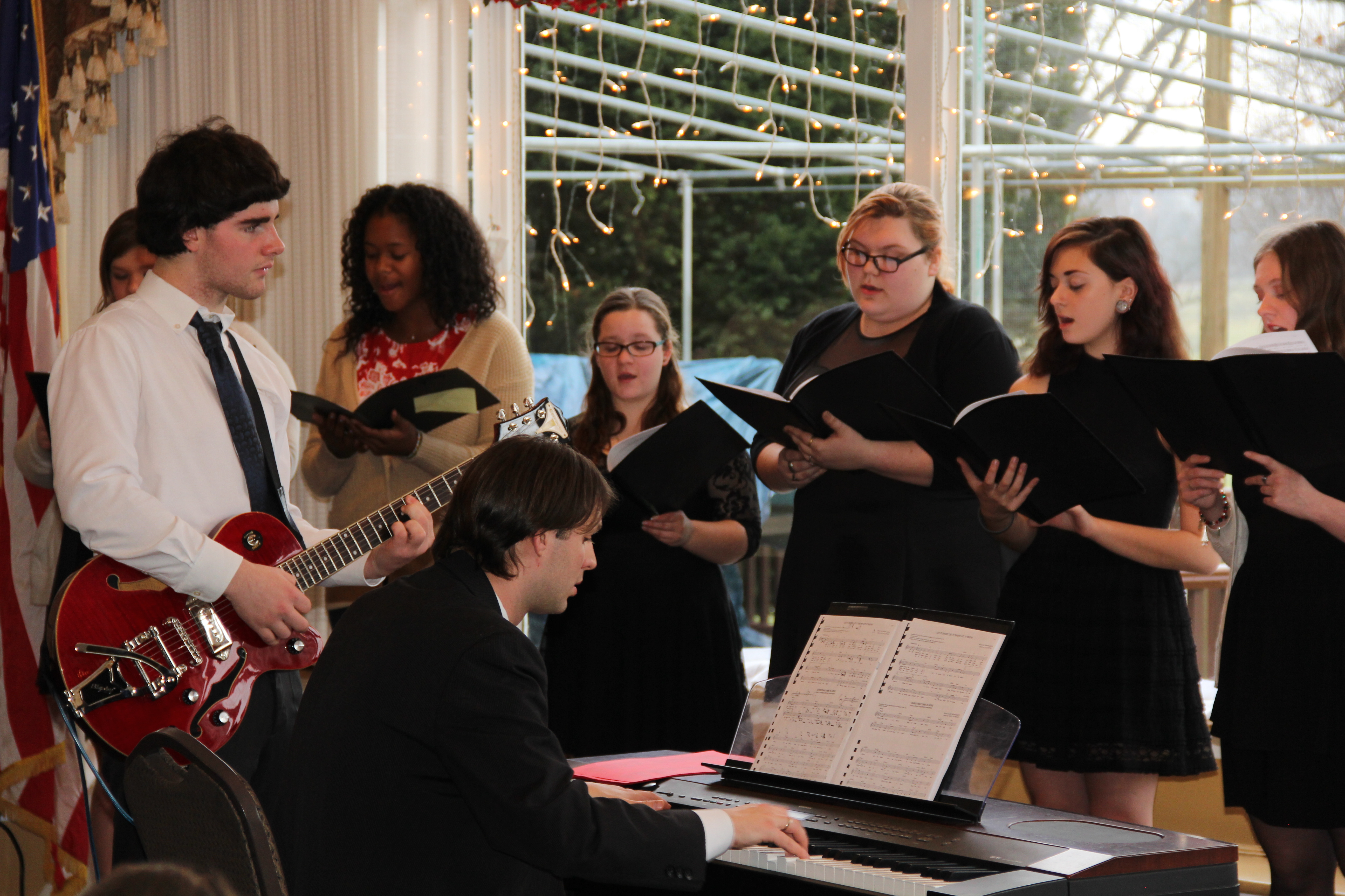 Springfield H.S. Choir Holidays 2014